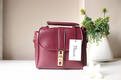 SIGNATURE ELLIPSE BAG | Red