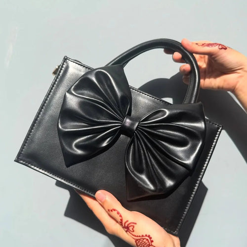 SIGNATURE BOW BAG | Black